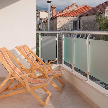 Apartments Lila Aurea Petrovac Екстериор снимка