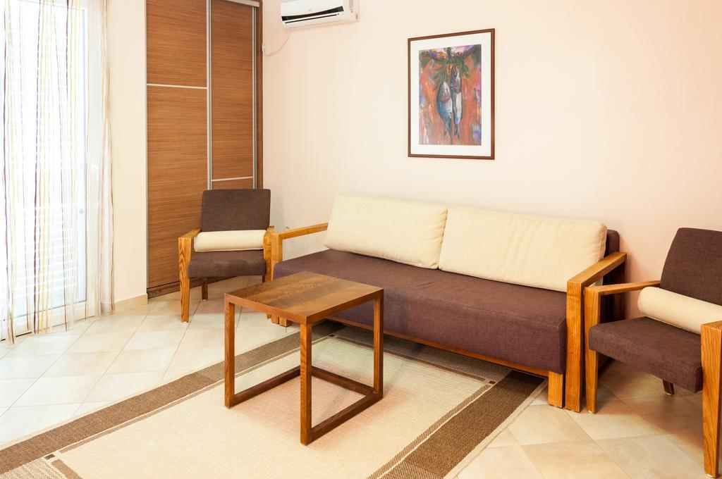 Apartments Lila Aurea Petrovac Стая снимка