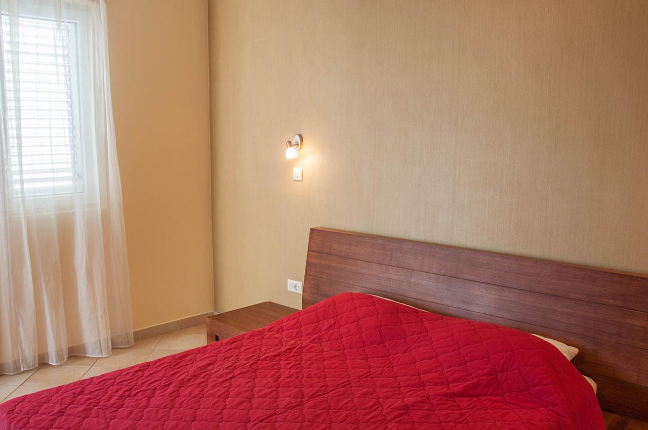 Apartments Lila Aurea Petrovac Екстериор снимка